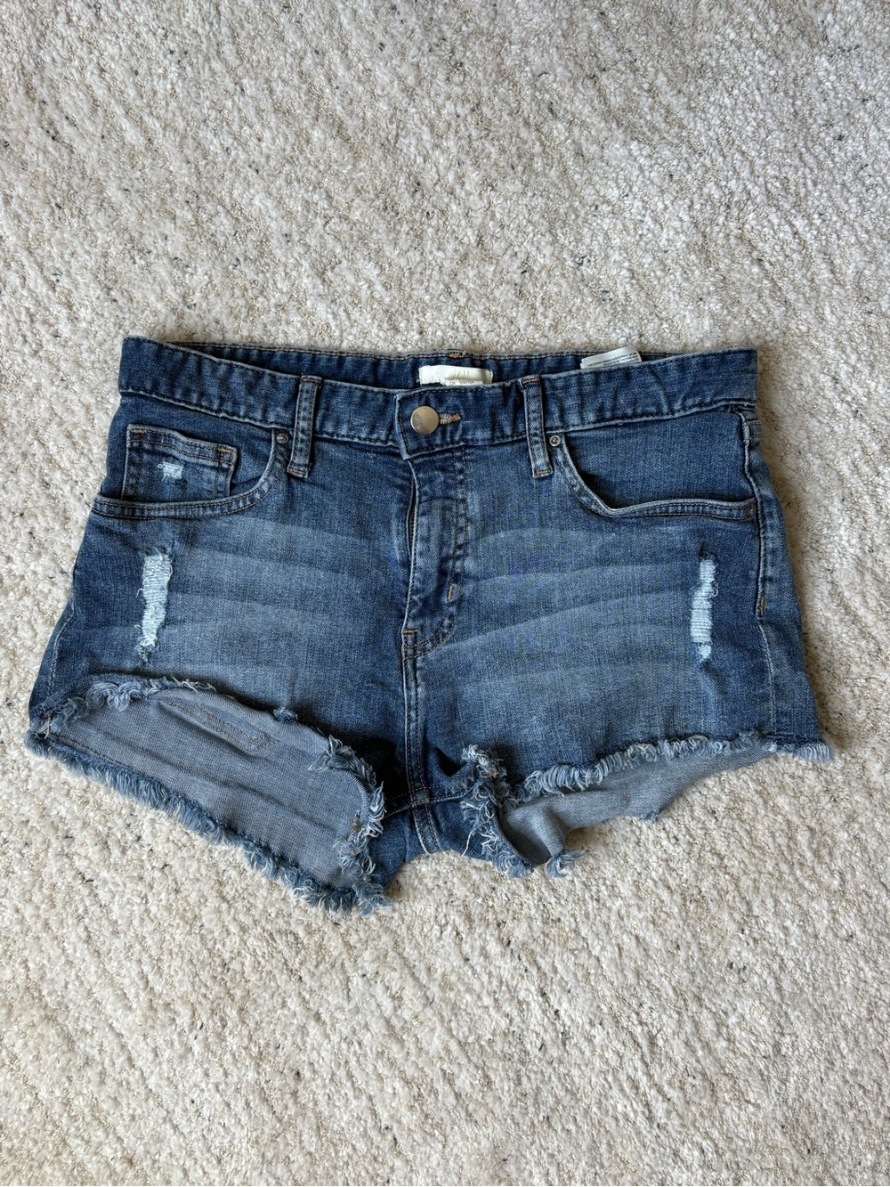 LOW RISE SHORT SHORTS